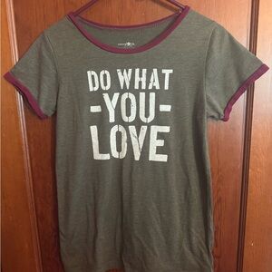 NATURAL LIFE Olive Tee with Burgundy Trim